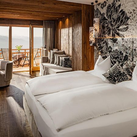 Hotel Sonnenberg Panorama Dolomites Wellbeing à Maranza Extérieur photo